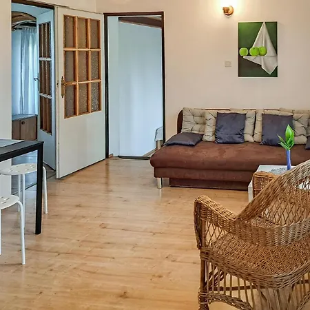 3 Bedroom Pet Friendly In Prázdninový dům *